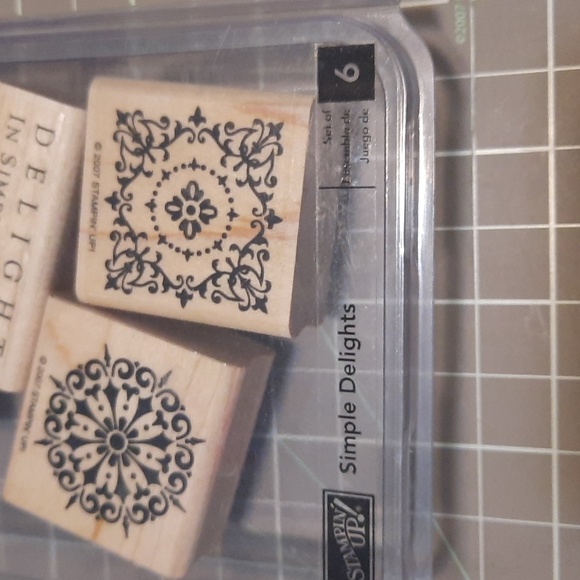 Simple Delights Rubber Stamp set - Picture 3 of 3